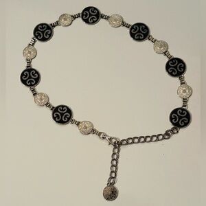Elegant Black and Silver Women’s Chain Belt